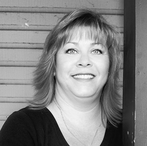 Carol Shannon Photo 44