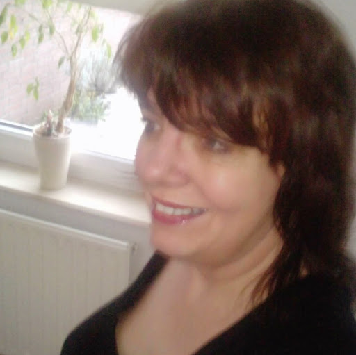 Miriam Neumann Photo 2