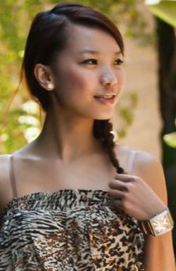 Anne Hoang Photo 37