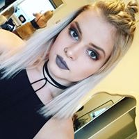 Danielle Stringer Photo 7