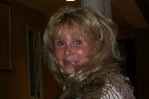 Kim Wells Photo 22