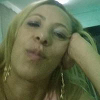 Anna Oliver Photo 20