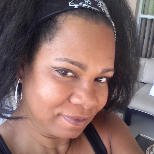 Linda Britt Photo 16