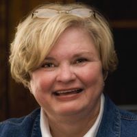 Julie Enger Photo 15