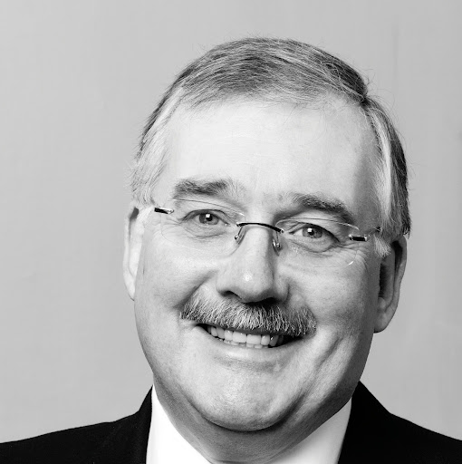 Andrew Whittaker Photo 32