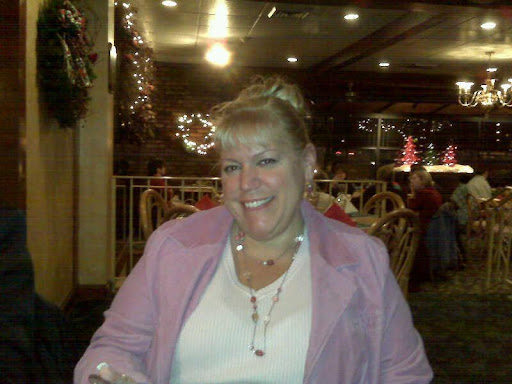 Joy Lockhart Photo 30