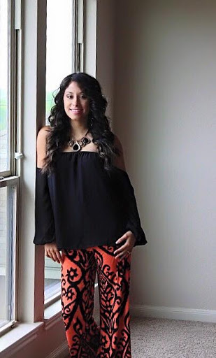 Erika Sims Photo 6