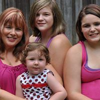 Julie Thurman Photo 15