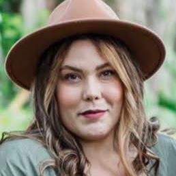 Amy Mabry Photo 10