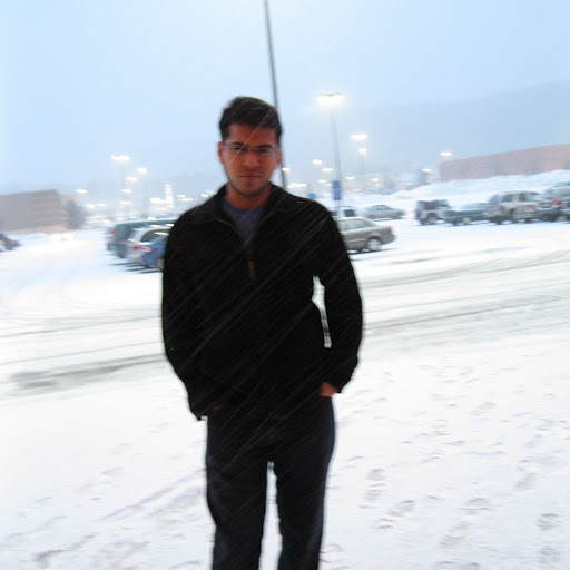 Leon Garcia Photo 23