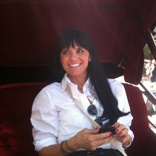 Suzanne Owen Photo 38