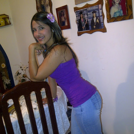 Adriana Ledezma Photo 13