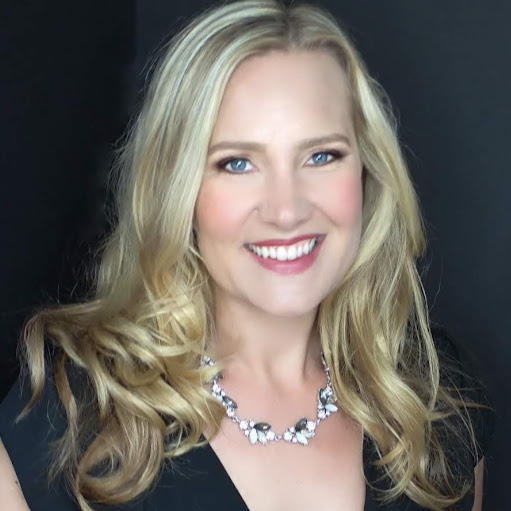 Heather Chambers Photo 38