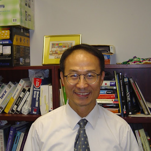 Minh Huynh Photo 37