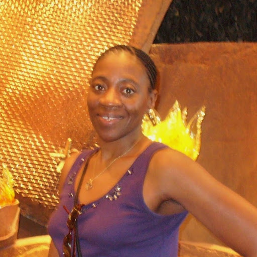 Cynthia Daniel Photo 4