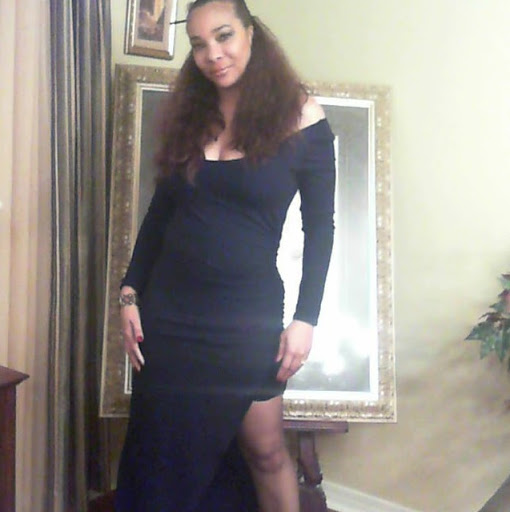 Dee Smith Photo 26