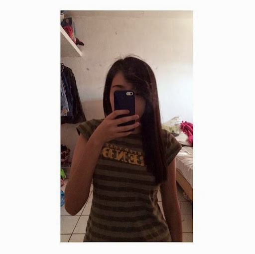 Ana Inzunza Photo 3