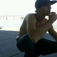 Leigh Nicholson Photo 4
