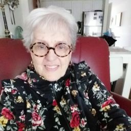 Ruth Armstrong Photo 13