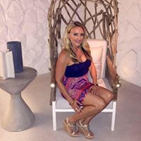 Lisa Hickson Photo 12