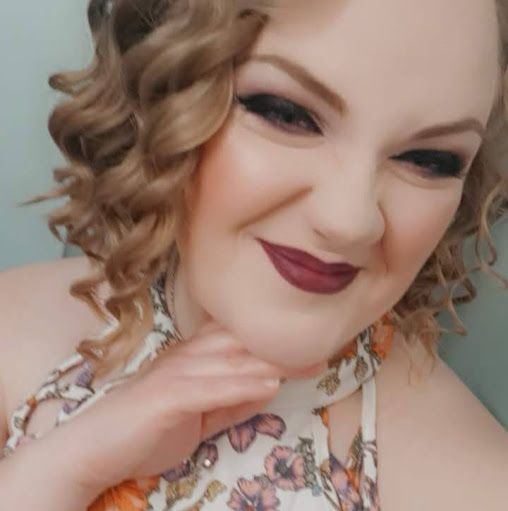 Rebekah Nichols Photo 29