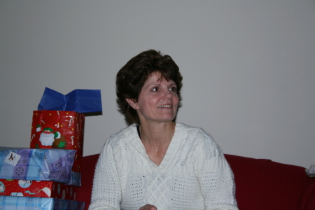 Terri Robertson Photo 9
