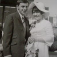 Elizabeth Preston Photo 26
