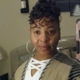 Alicia Warren Photo 12