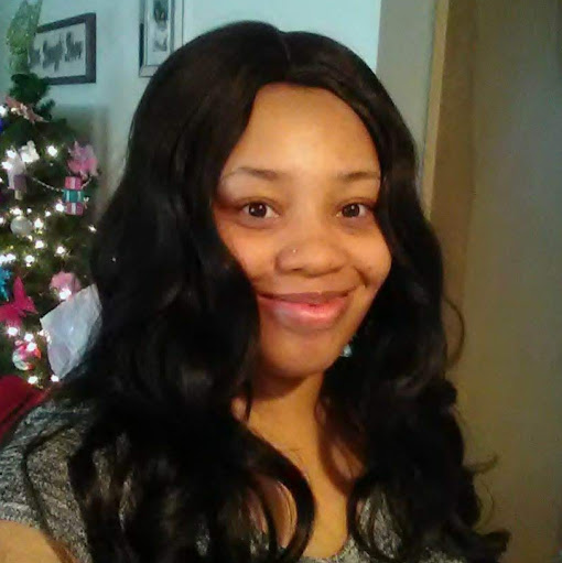 Cassandra Henderson Photo 26