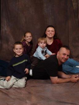 Michelle Holt Photo 17