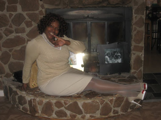 Alicia Alston Photo 15