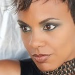 Dana Collins Photo 26