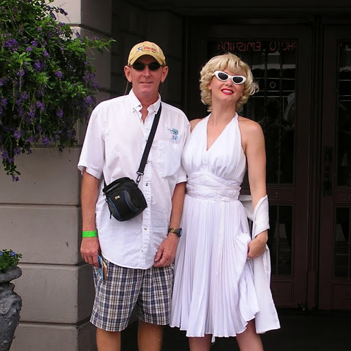 Donnie Cook Photo 8