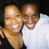 Kellie Whittaker Photo 18