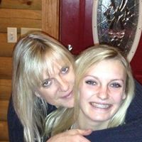 Angie Larson Photo 11