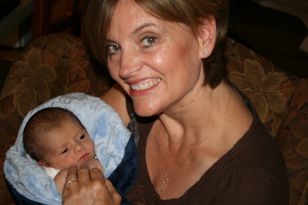 Julie Sanchez Photo 32