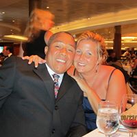 Lisa Thibodeau Photo 27