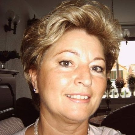 Carla Peters Photo 39