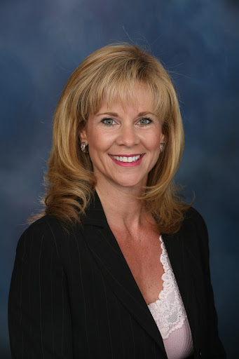 Robin Bowen Photo 10