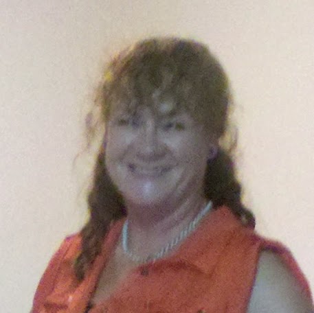Louise Kennedy Photo 42