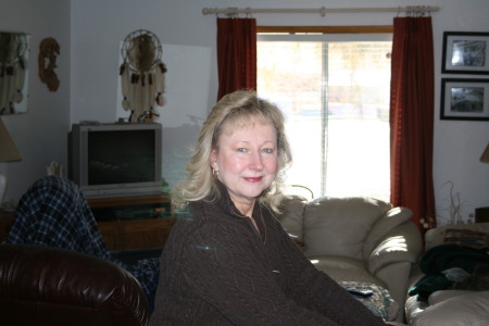Barbara Graves Photo 23