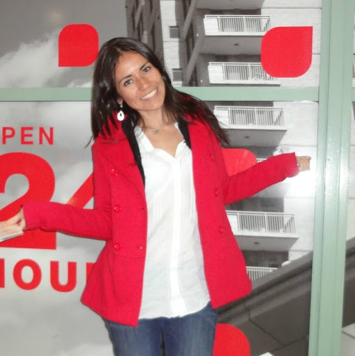 Carol Perez Photo 25