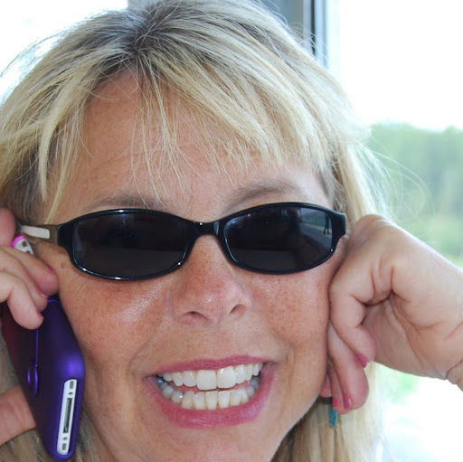 Debbie Wallace Photo 3