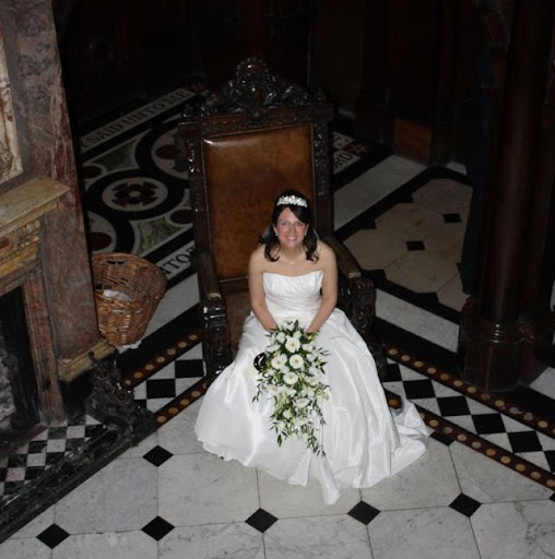 Catherine Cross Photo 23