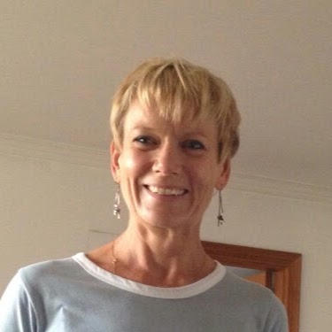 Diana Lindsay Photo 7