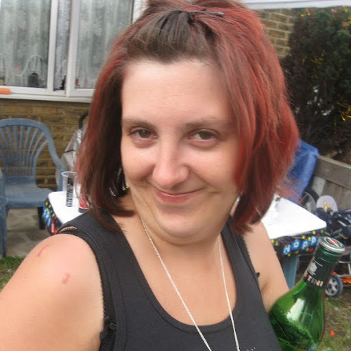 Kelly Meade Photo 33