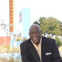 Earl Thompson Photo 21