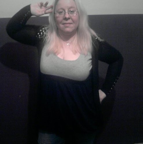 Carole Webb Photo 35