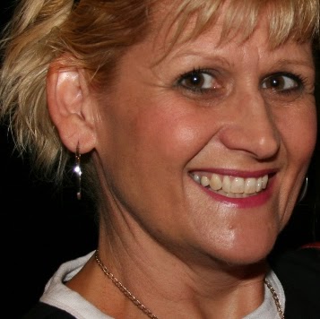 Debbie Wilks Photo 30