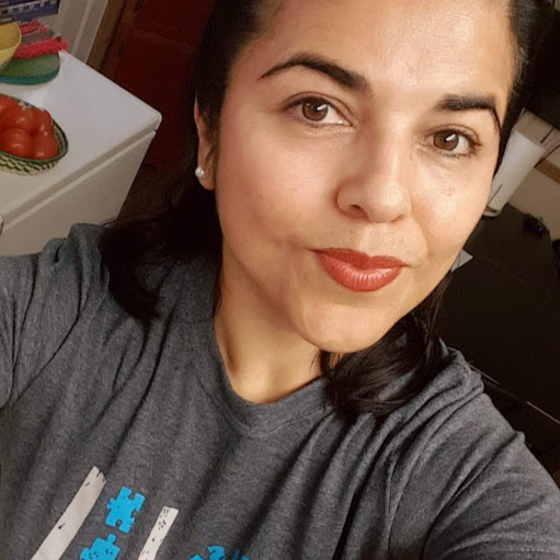 Veronica Garza Photo 39